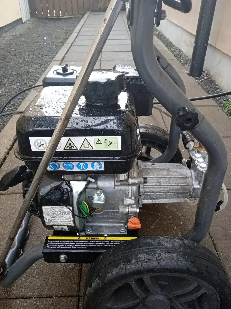 Power washer - Image 2