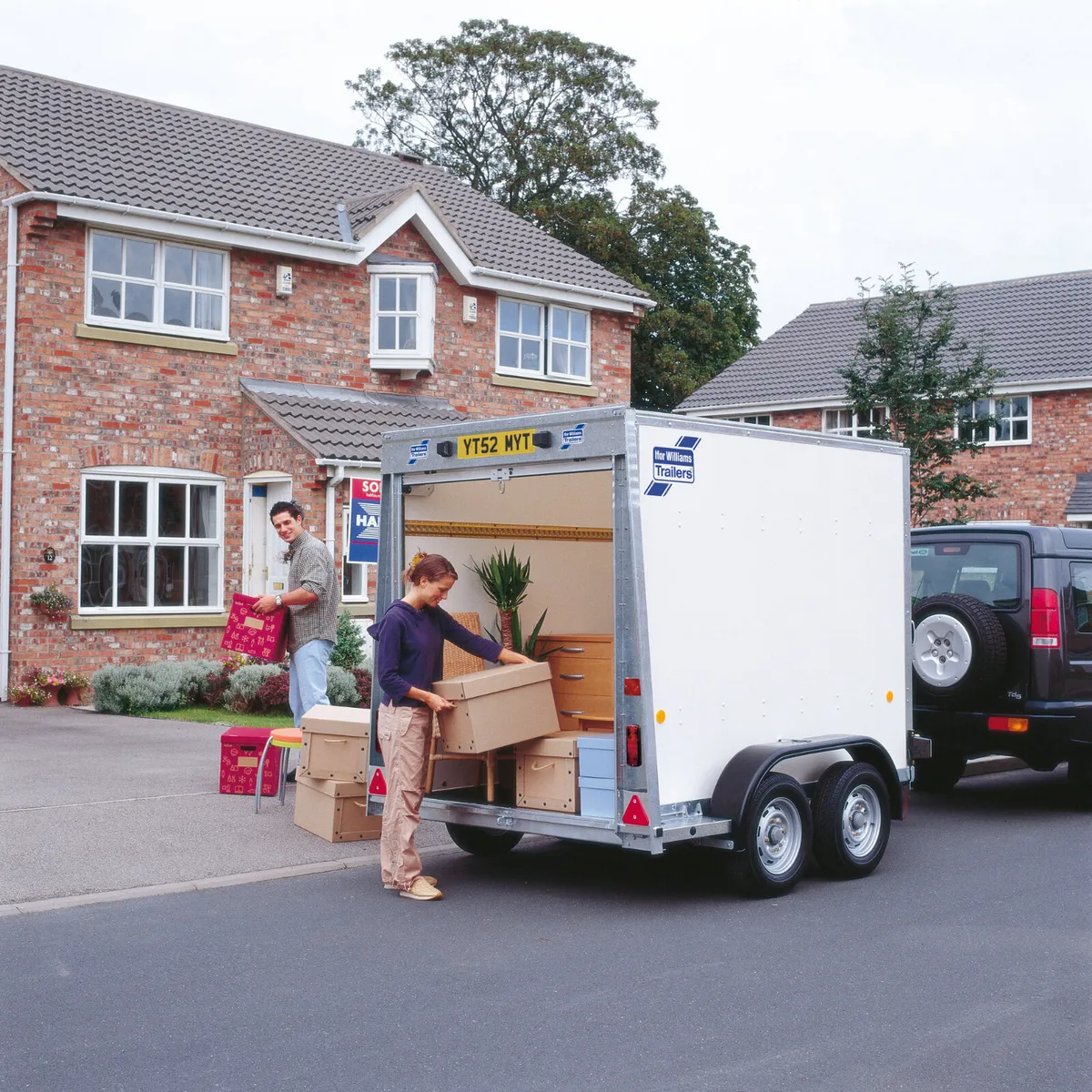 T819637 BV105 10' x 5' x 6' Ifor Williams Box van - Image 4