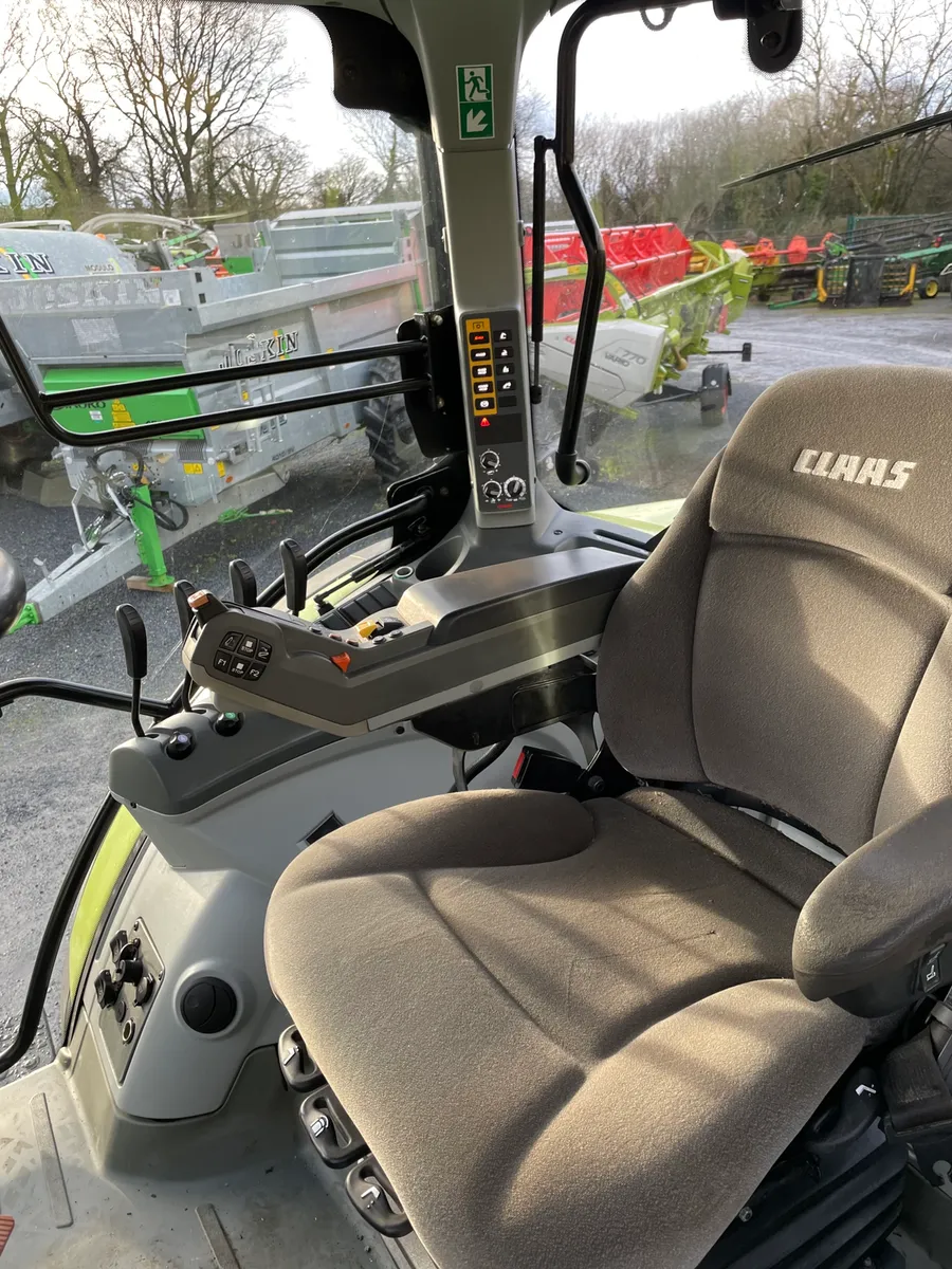 CLAAS Arion 630 - Image 4