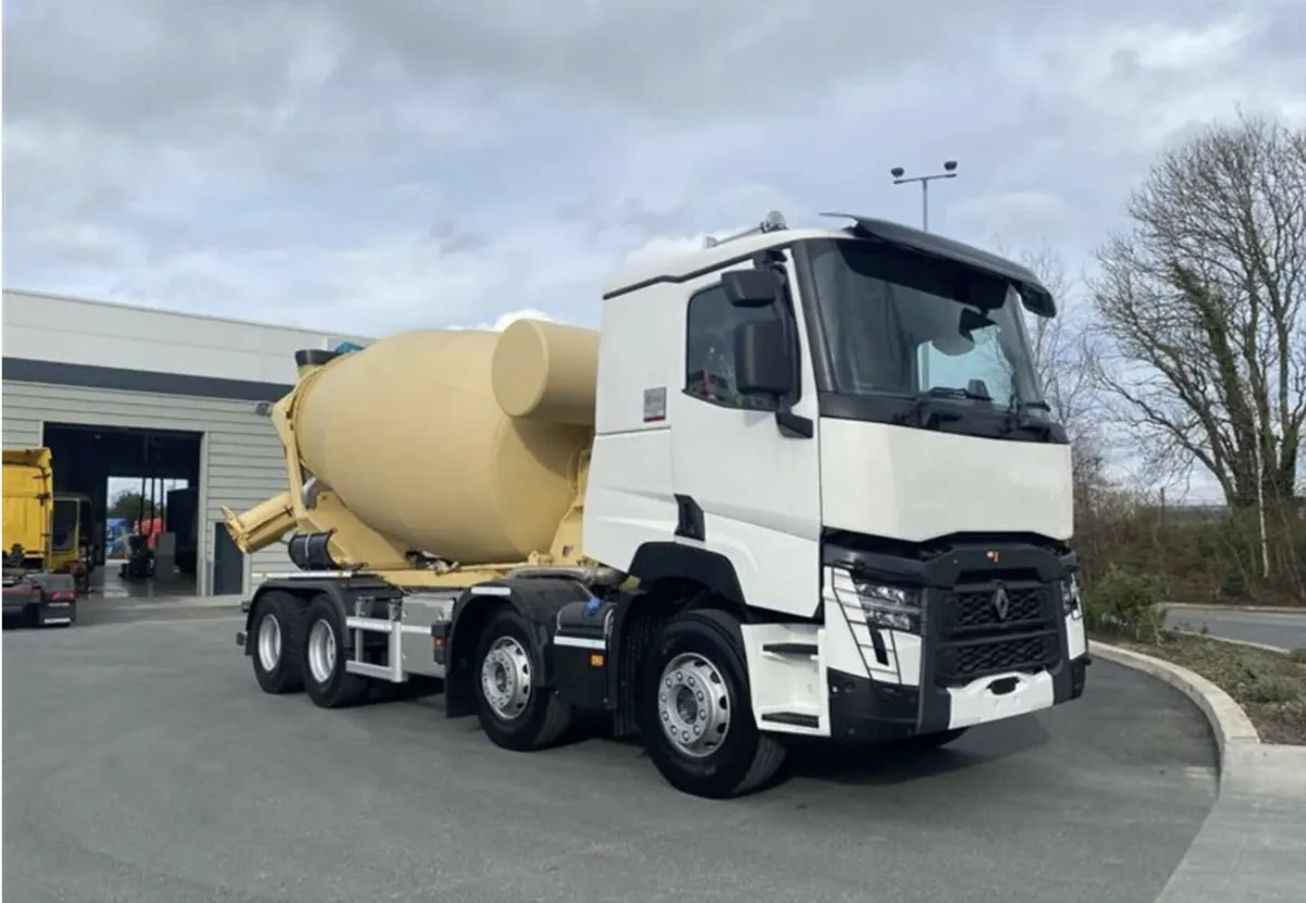 New’ Renault C Range Rigid Putzmeister P9G Mixer - Image 1