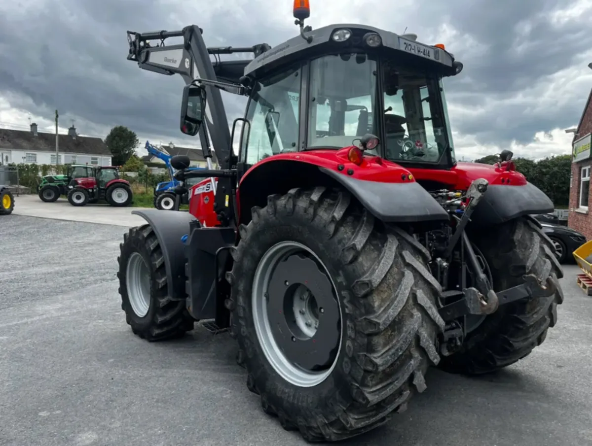 2021 MF 7718s + Q7M loader (No Vat) - Image 2
