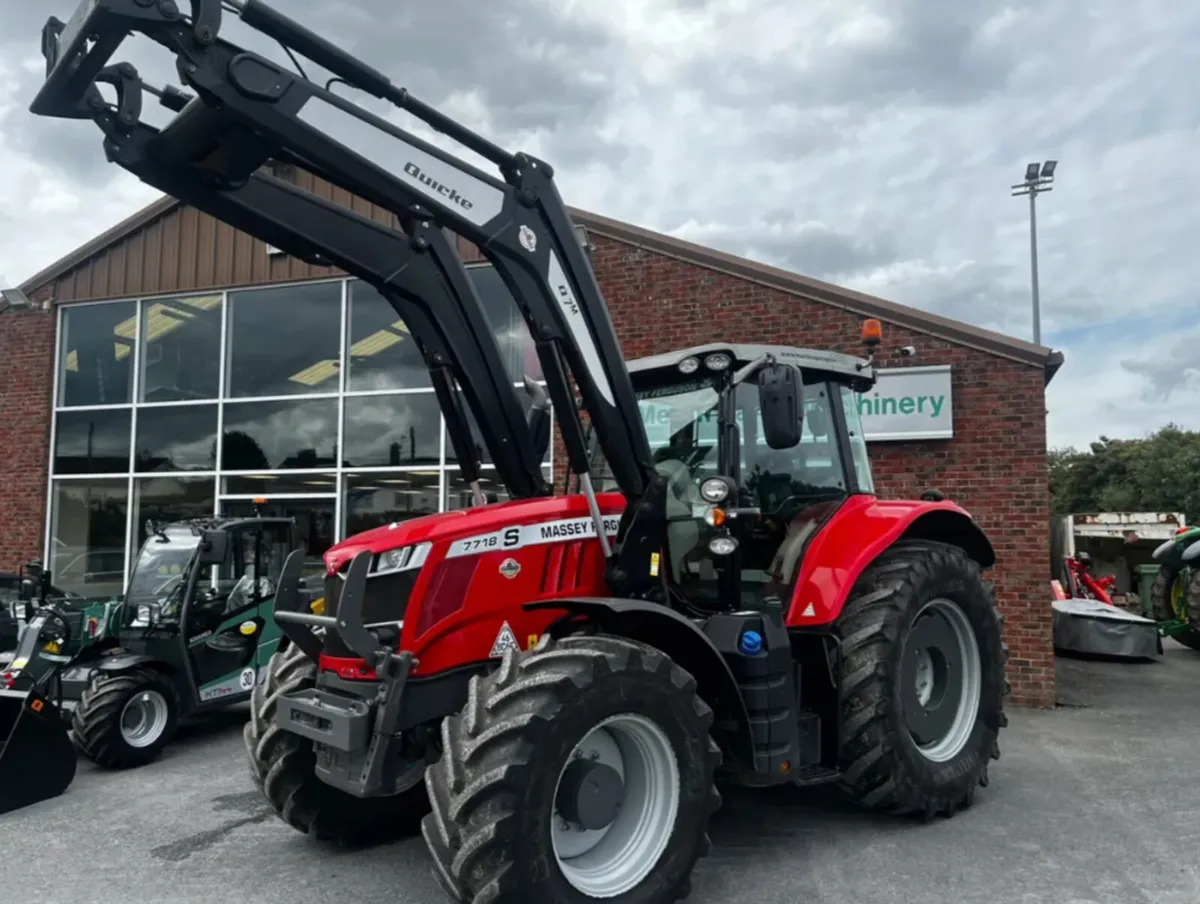 2021 MF 7718s + Q7M loader (No Vat) - Image 1