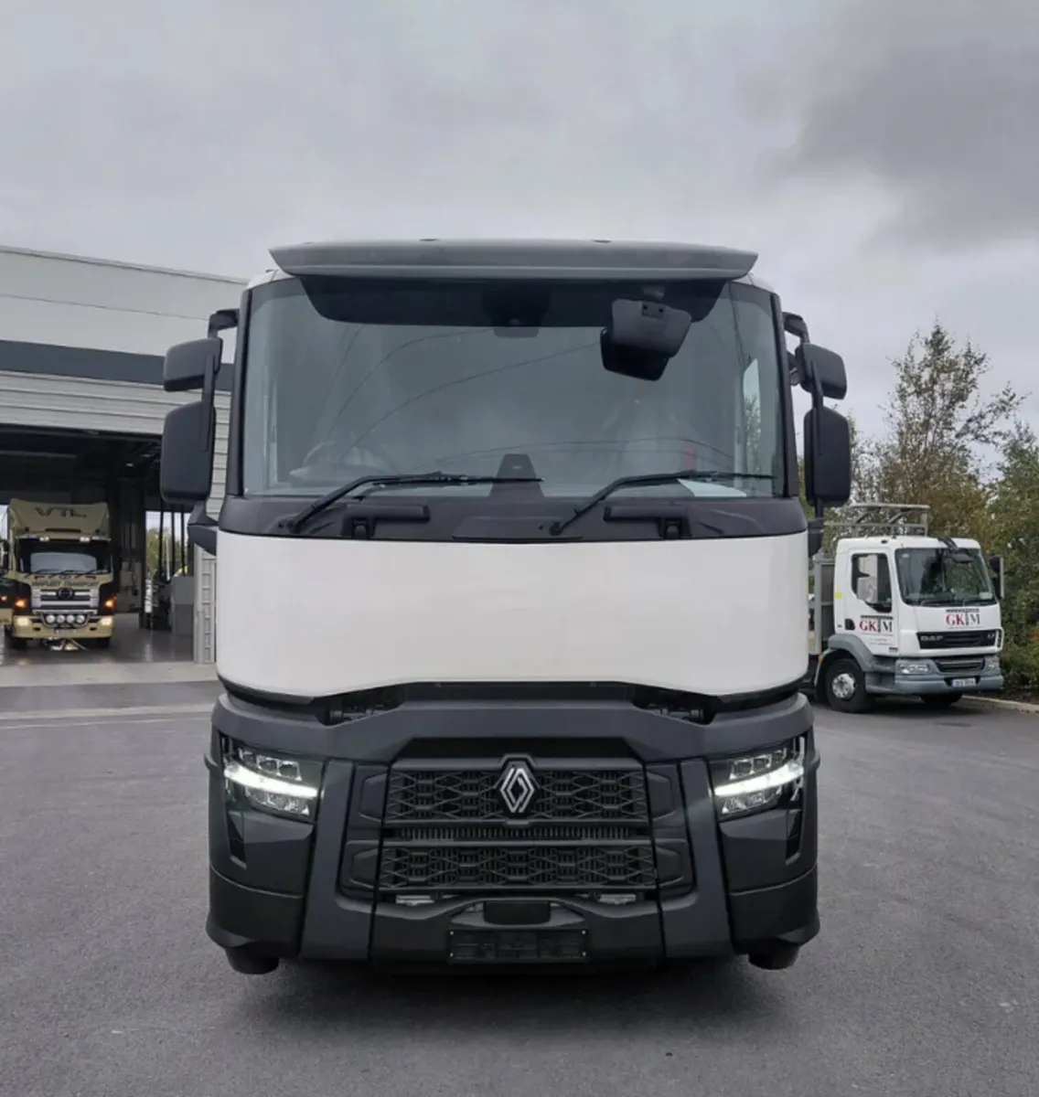 New Unregistered Renault T460 - Image 2