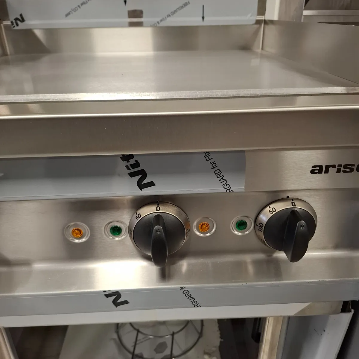 Arisco EG606 Electric Griddle Hotplate - Image 4