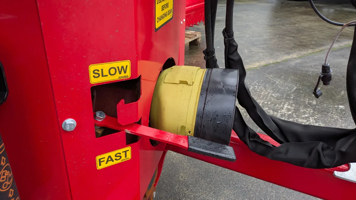 Redrock VM14 Diet Feeder - Image 3