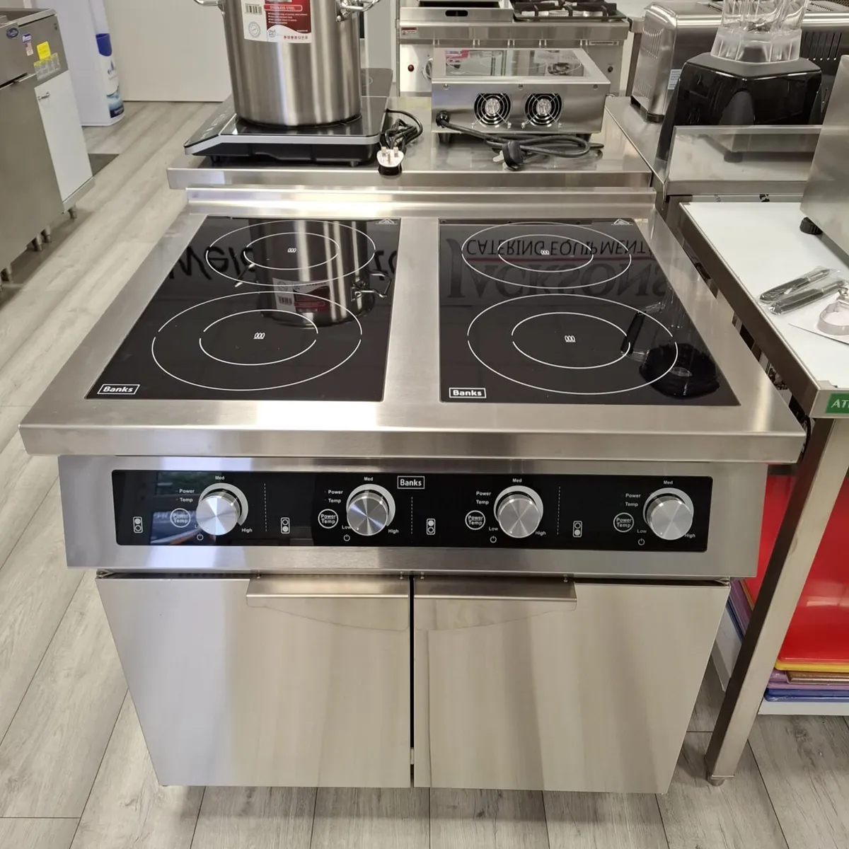 Banks 4 Ring Induction Hob w/ Ambient Cupboard - Image 4