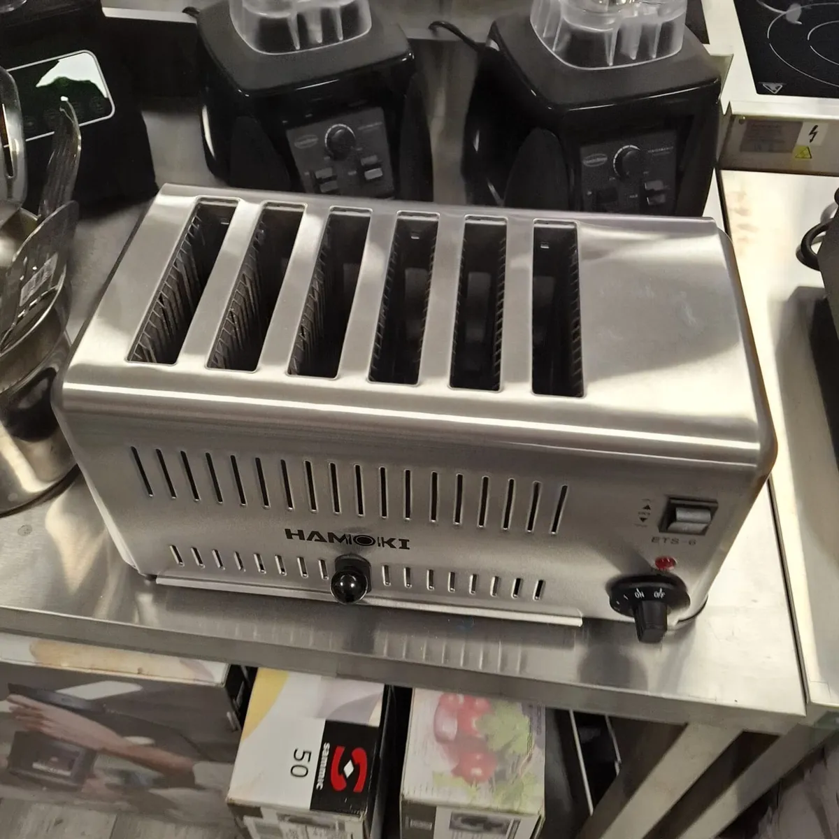 Hamoki 6 Slot Commercial Toaster - Image 2