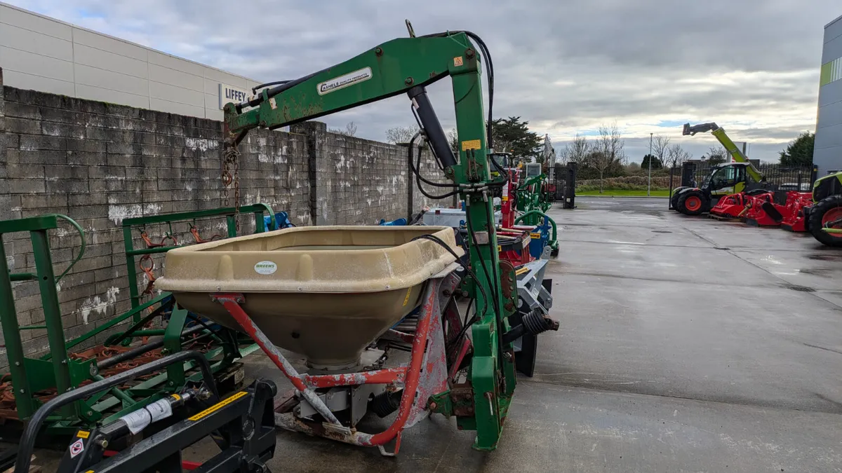 Cashels Fertiliser crane and BMC spreader - Image 1