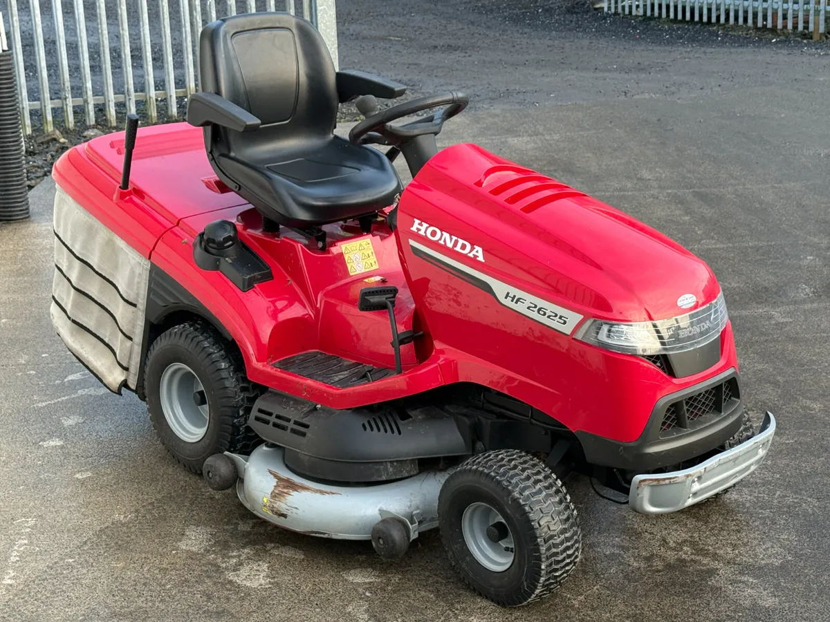 2020 Honda HF2625 Lawnmower - Image 4