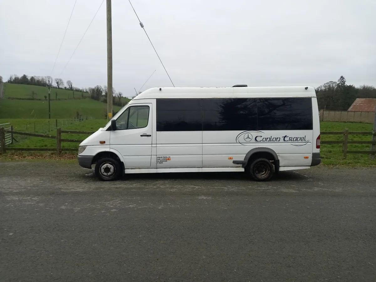 Campervan mercedes sprinter - Image 3