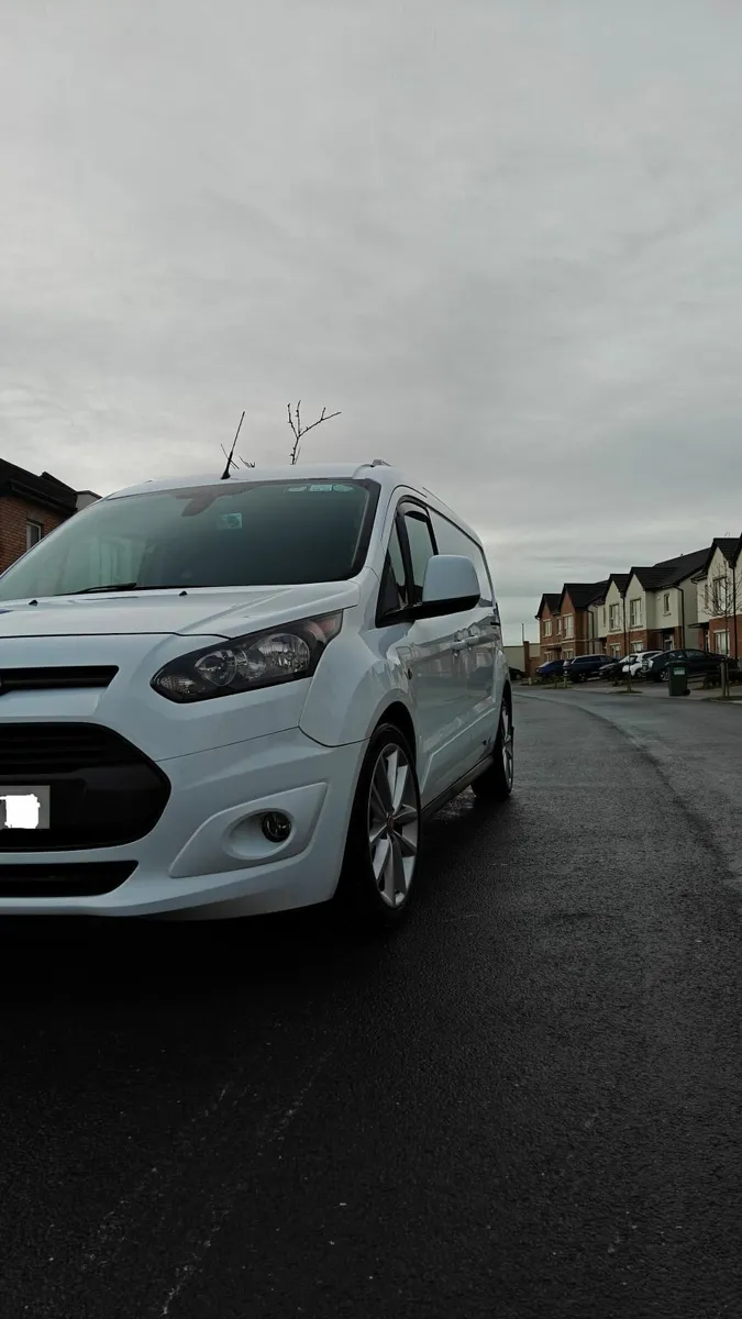 Ford Transit Connect LWB | 1.5 TDCi 6speed 120BHP - Image 1