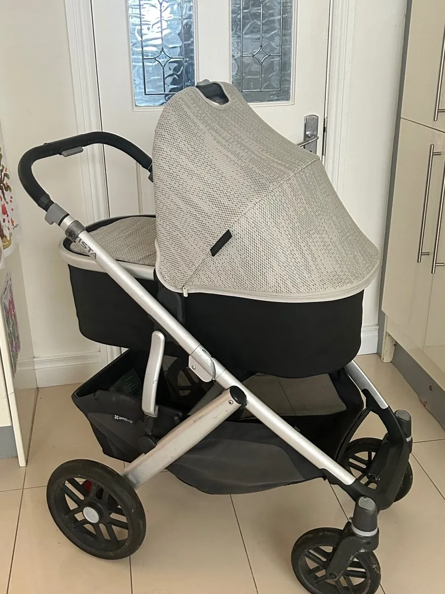 Pram - Image 1