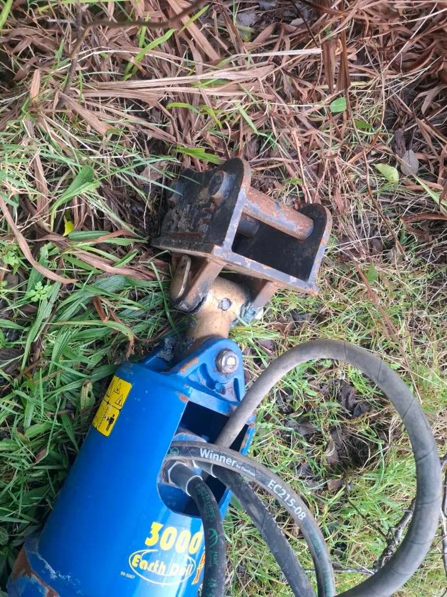 3-5 ton rock auger - Image 2