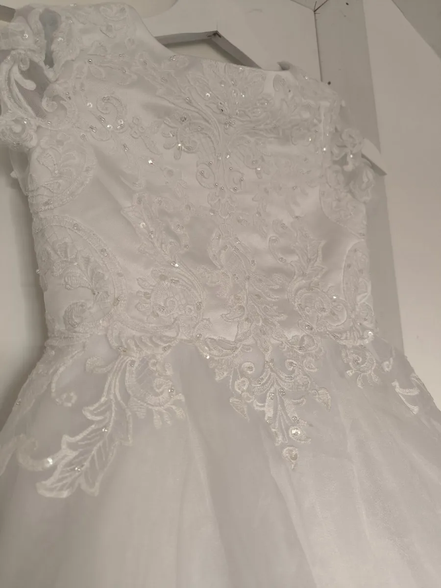 Communion Dress with gorgeous detailing - Image 2