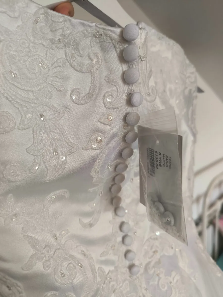 Communion Dress with gorgeous detailing - Image 3