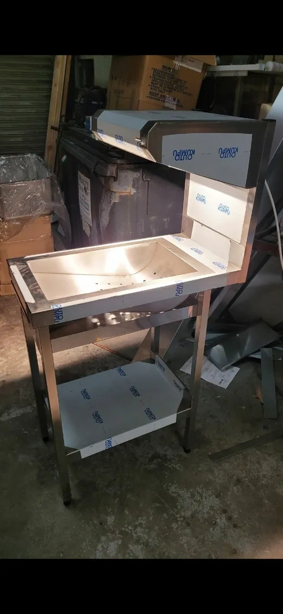 Chip dump ,tables ,canopys , - Image 3