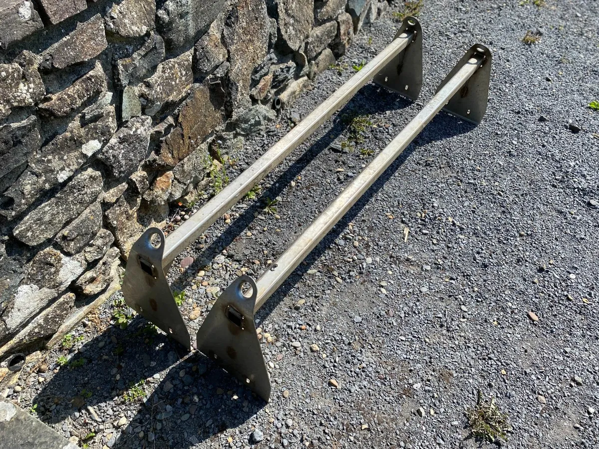 Landrover Discovery/Defender Stainless Roof Bars - Image 1