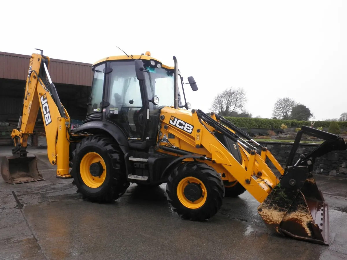 191 JCB 3cx digger - Image 1
