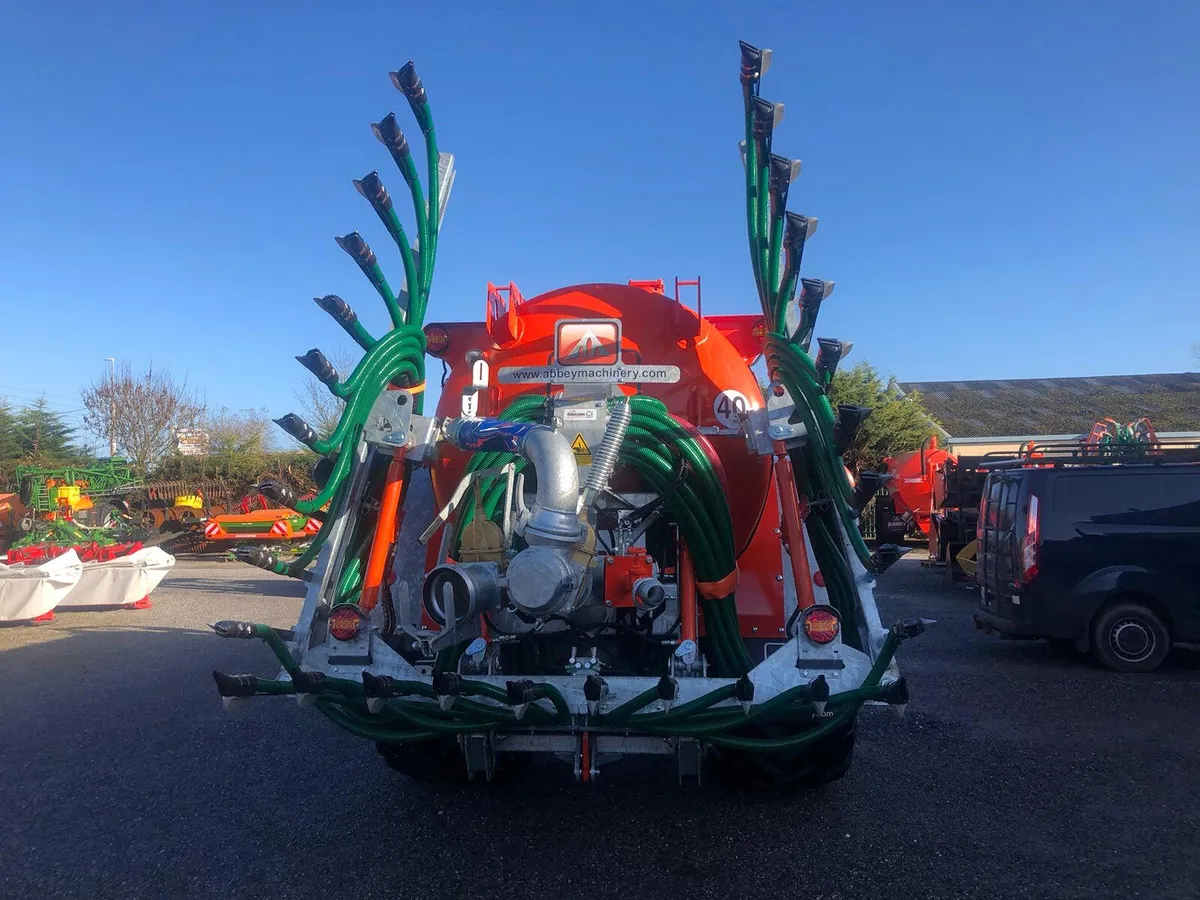 New Abbey 2000 7.7 Mtr Shoe Slurry Tanker - Image 3