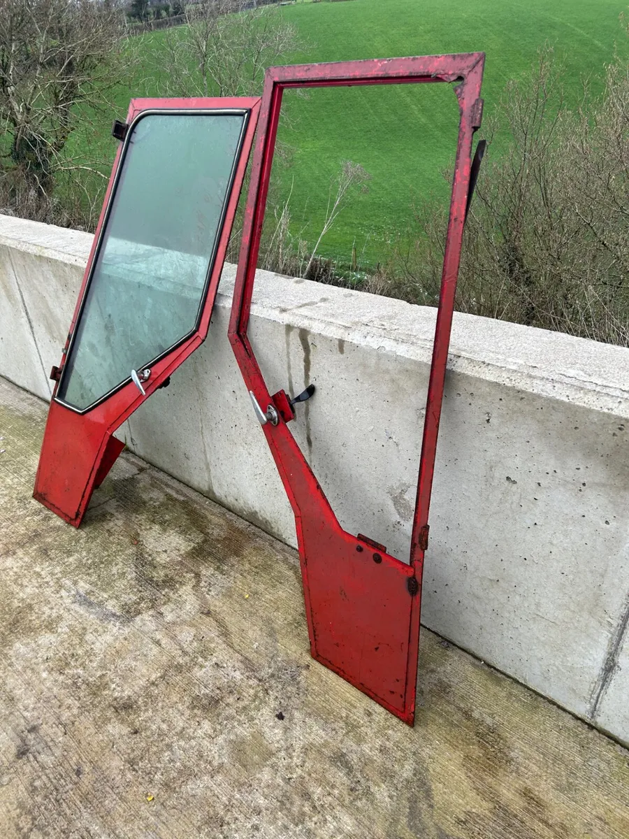 Doors To Suit Case/International Tractor - Image 3