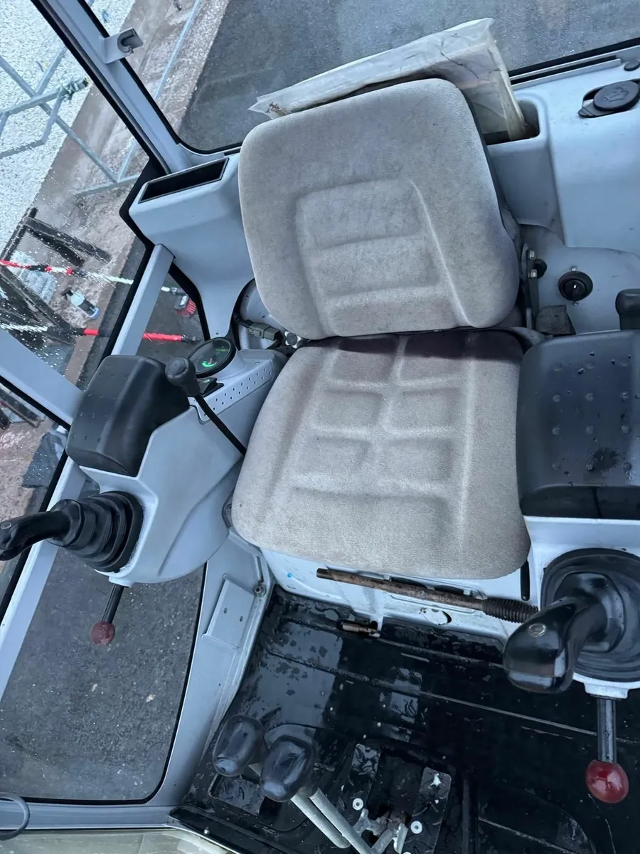 Wacker Neuson 1.5T Mini Digger Offset Boom 400Hour - Image 4