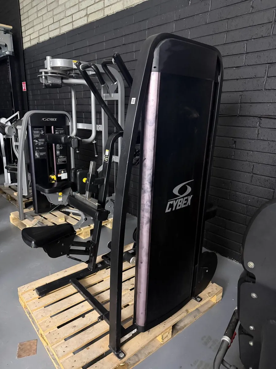 Cybex eagle lat pulldown - Image 2
