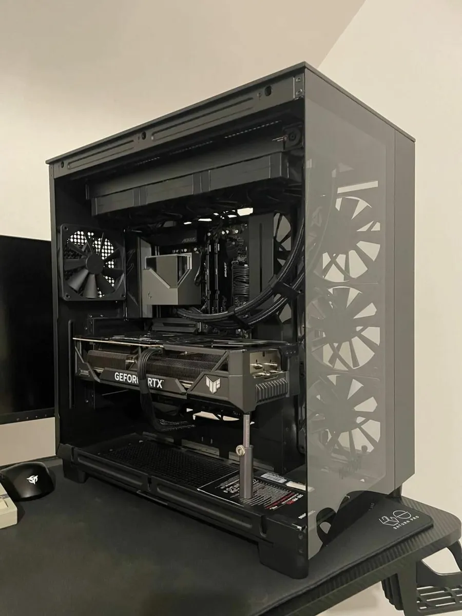 I'm selling my personal computer. - Image 2