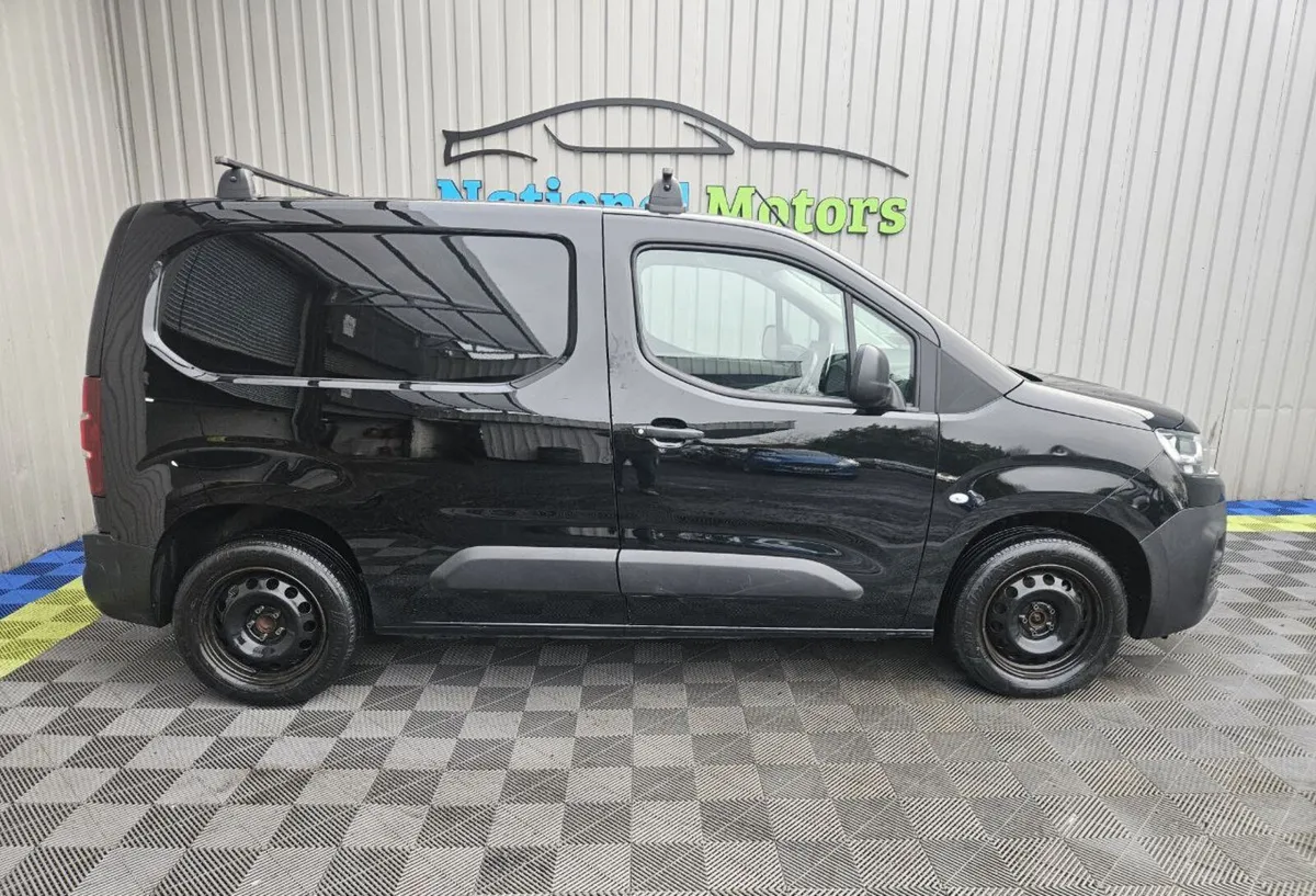 2021 Citroen Berlingo 1.5 Diesel - Image 2