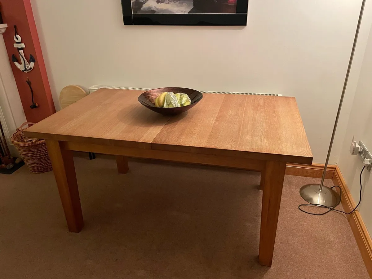 Dining/kitchen table - Image 1