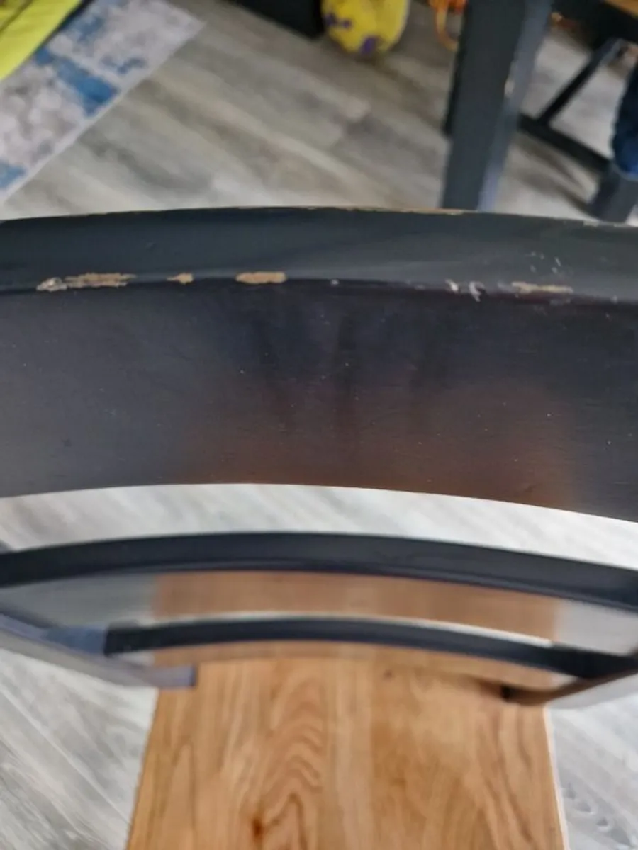 Dining table and chairs - Image 4