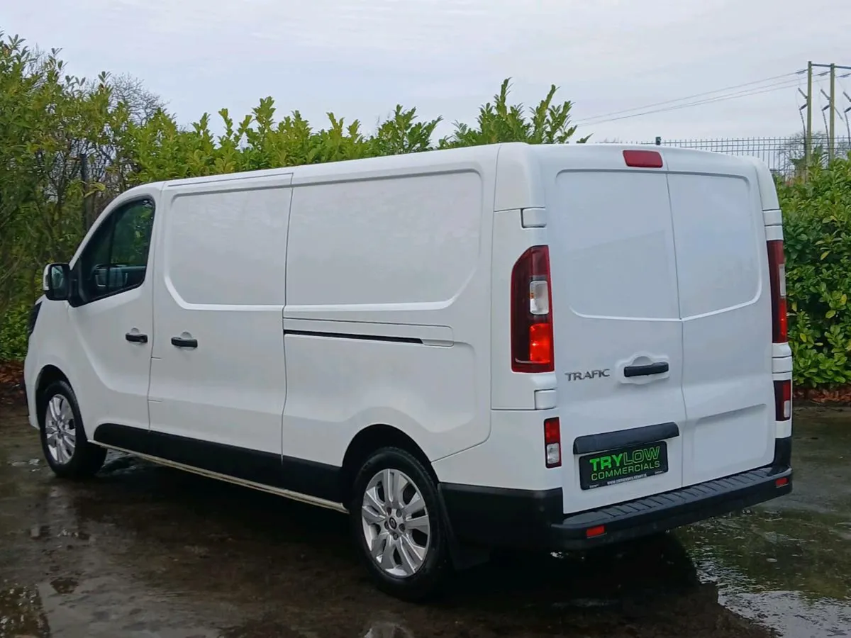 222 Renault Trafic Sport New Model One Owner FRSH - Image 3
