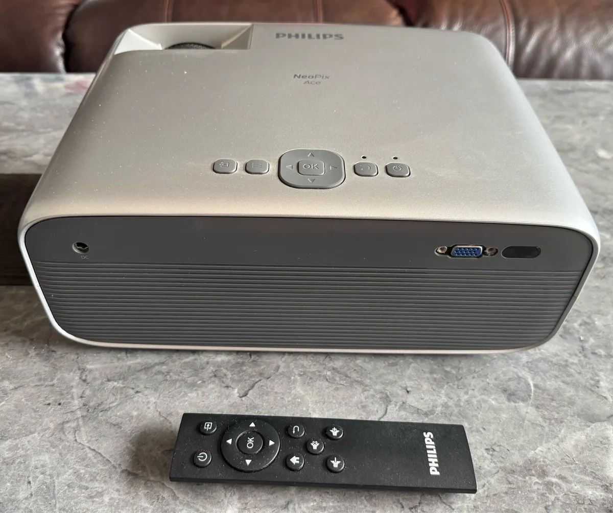 Philips Projector - Image 2