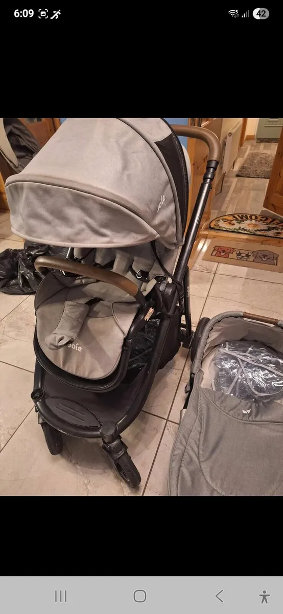 Buggy with carseat and bassinoette - Image 4