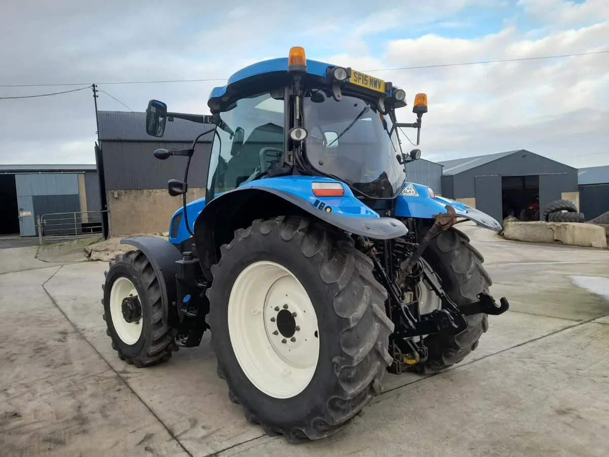 2015 NH T6.160 - Image 4