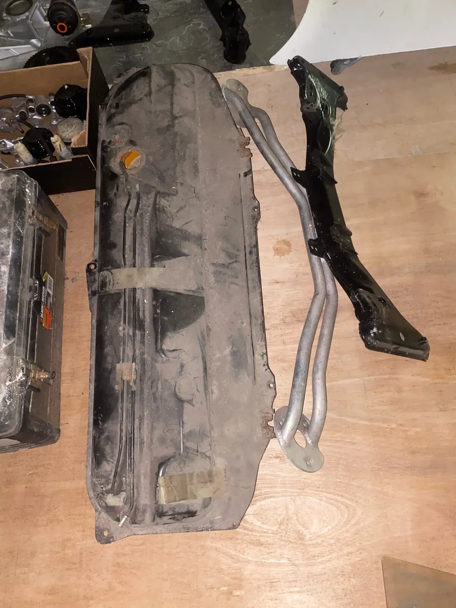 BMW 3-Series 1990 - Image 3