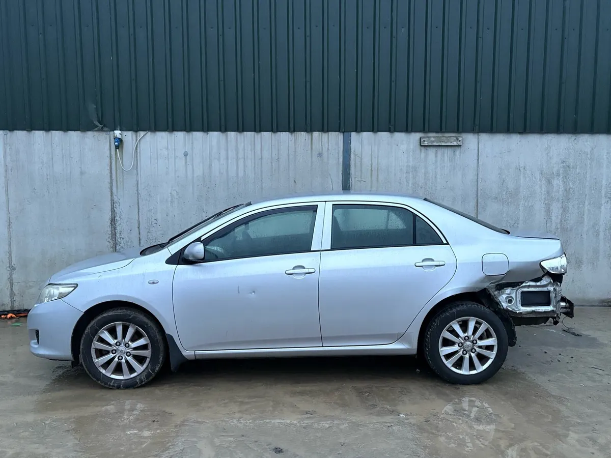 2007 Toyota Corolla parts - Image 3