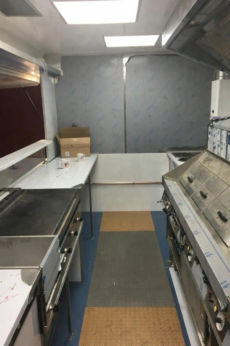 Catering Trailer - Image 4