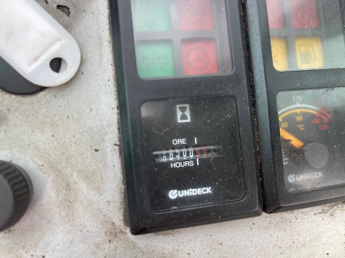 2012 Combilift C8000 multidirectional forklift 8t - Image 4