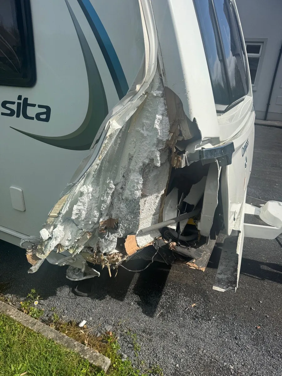 Damaged 2017 Compass Casita 550 Caravan - Image 2