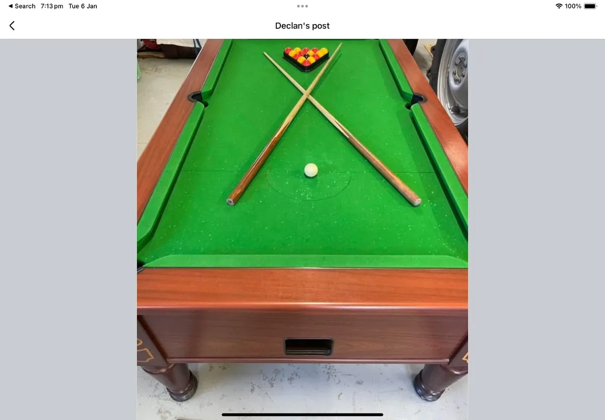 Pool table - Image 1