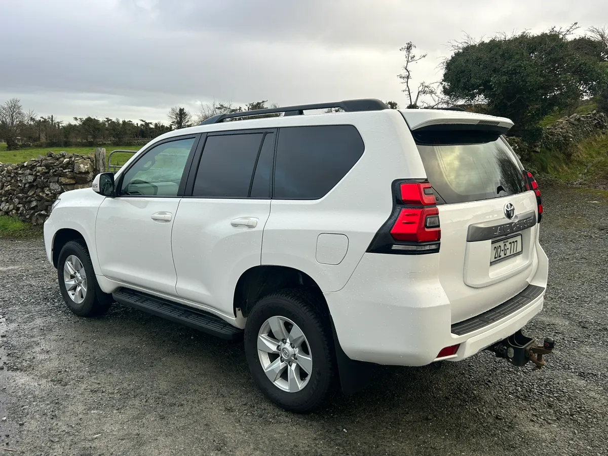 2021 Toyota Landcruiser LWB Manual 2.8 D4D - Image 3