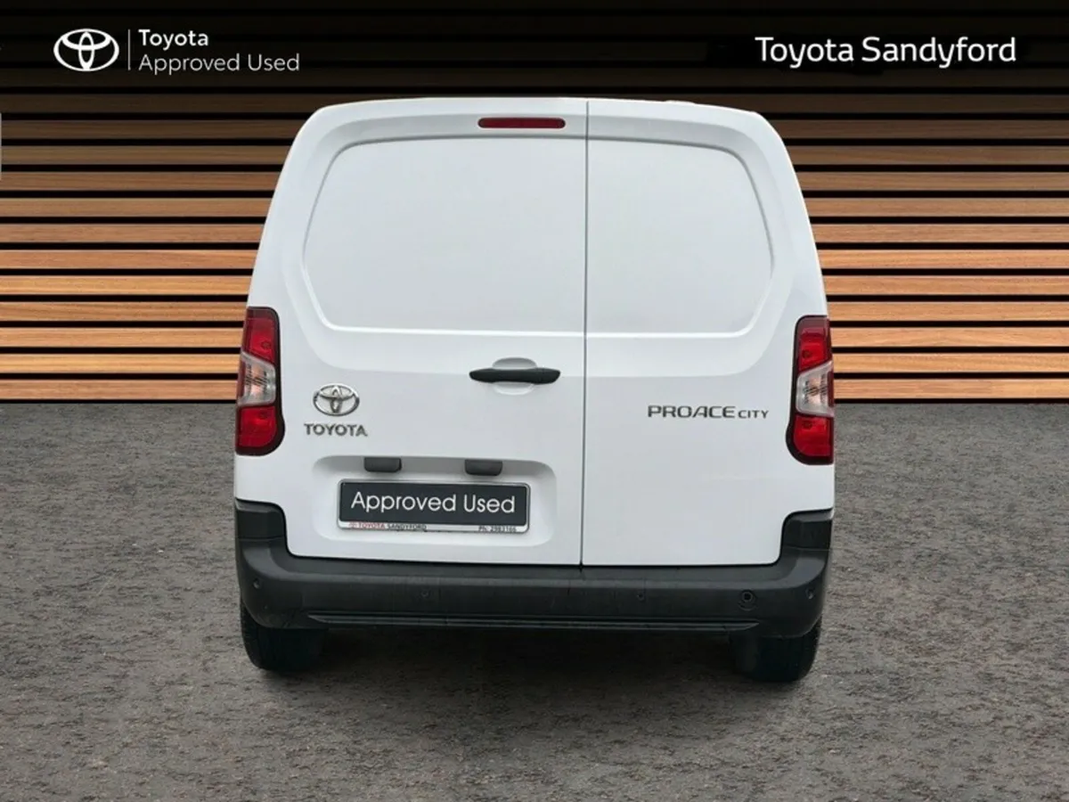 Toyota Proace City CITY 1.5 GX SWB 650KG - Image 4
