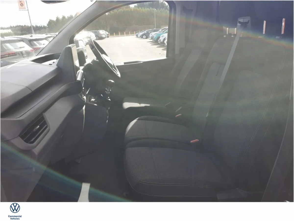 Volkswagen Transporter VAN LONG WHEEL BASE TRENDLI - Image 4
