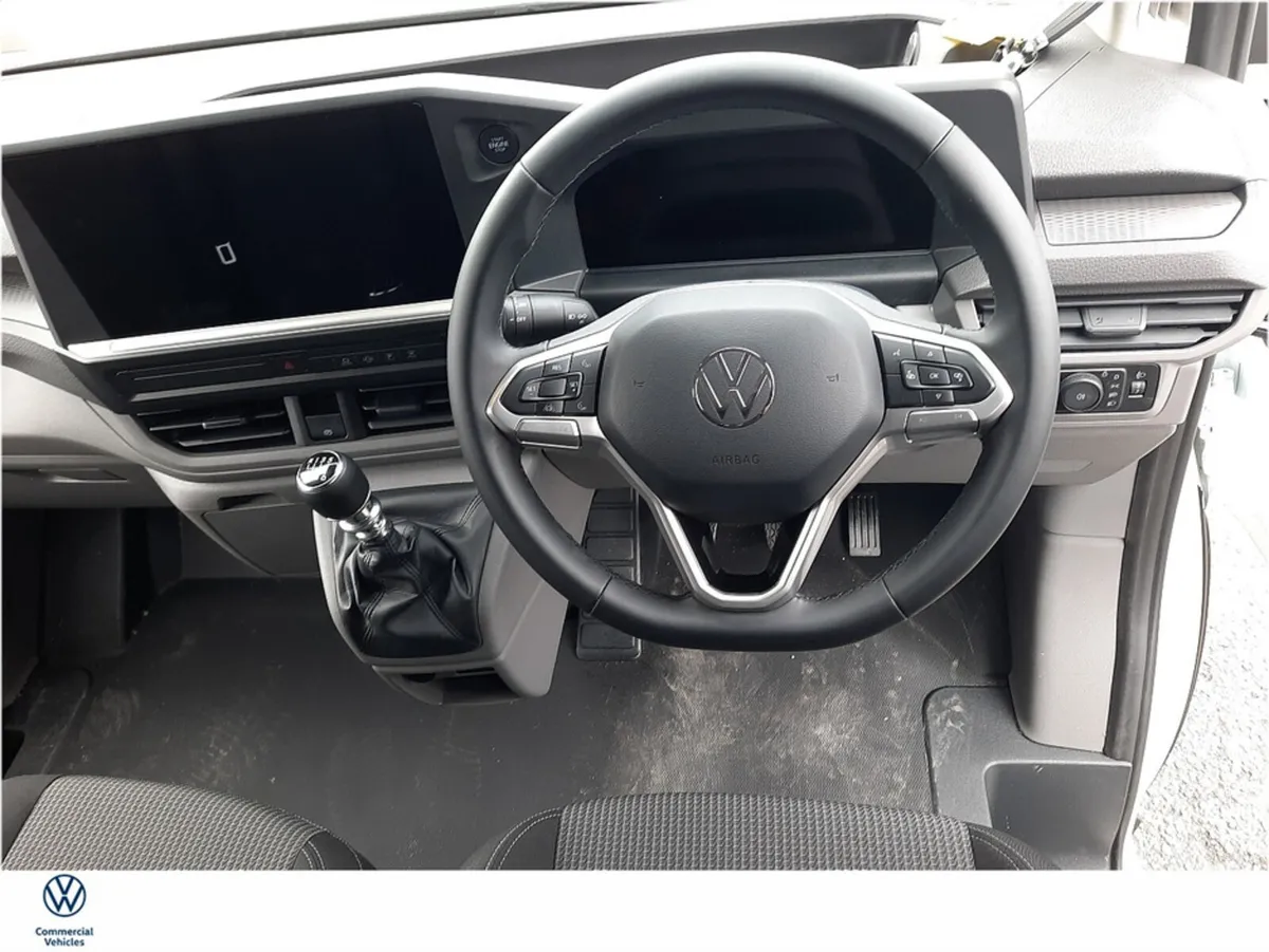 Volkswagen Transporter NEW T7 TRENDLINE LWB 2.0TDI - Image 3