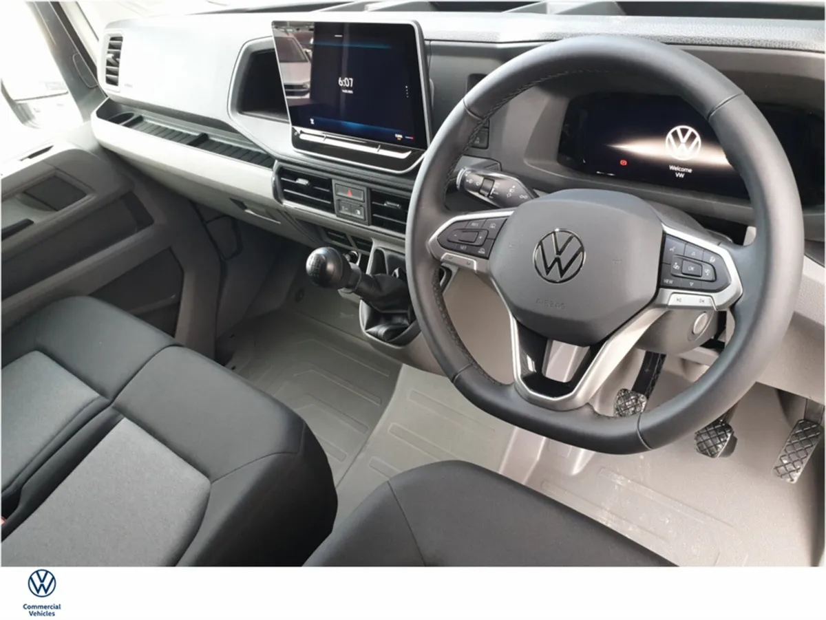 Volkswagen Crafter VAN 30 2.0TDI 140BHP MEDIUM WHE - Image 3