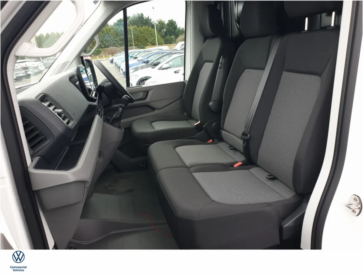 Volkswagen Crafter 35 Trendline LWB 2.0 TDI 140BHP - Image 4