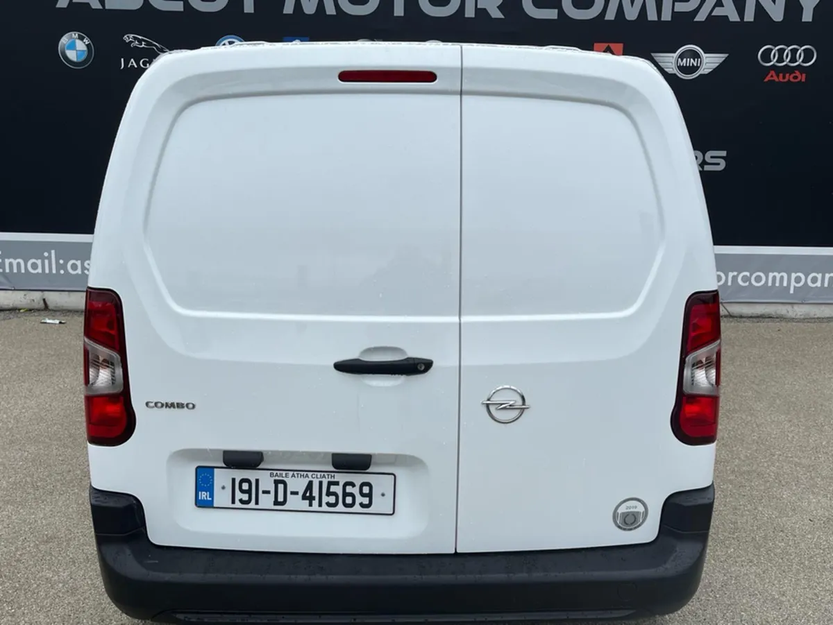 Opel Combo CARGO L1H1 75PS 5DR - Image 4