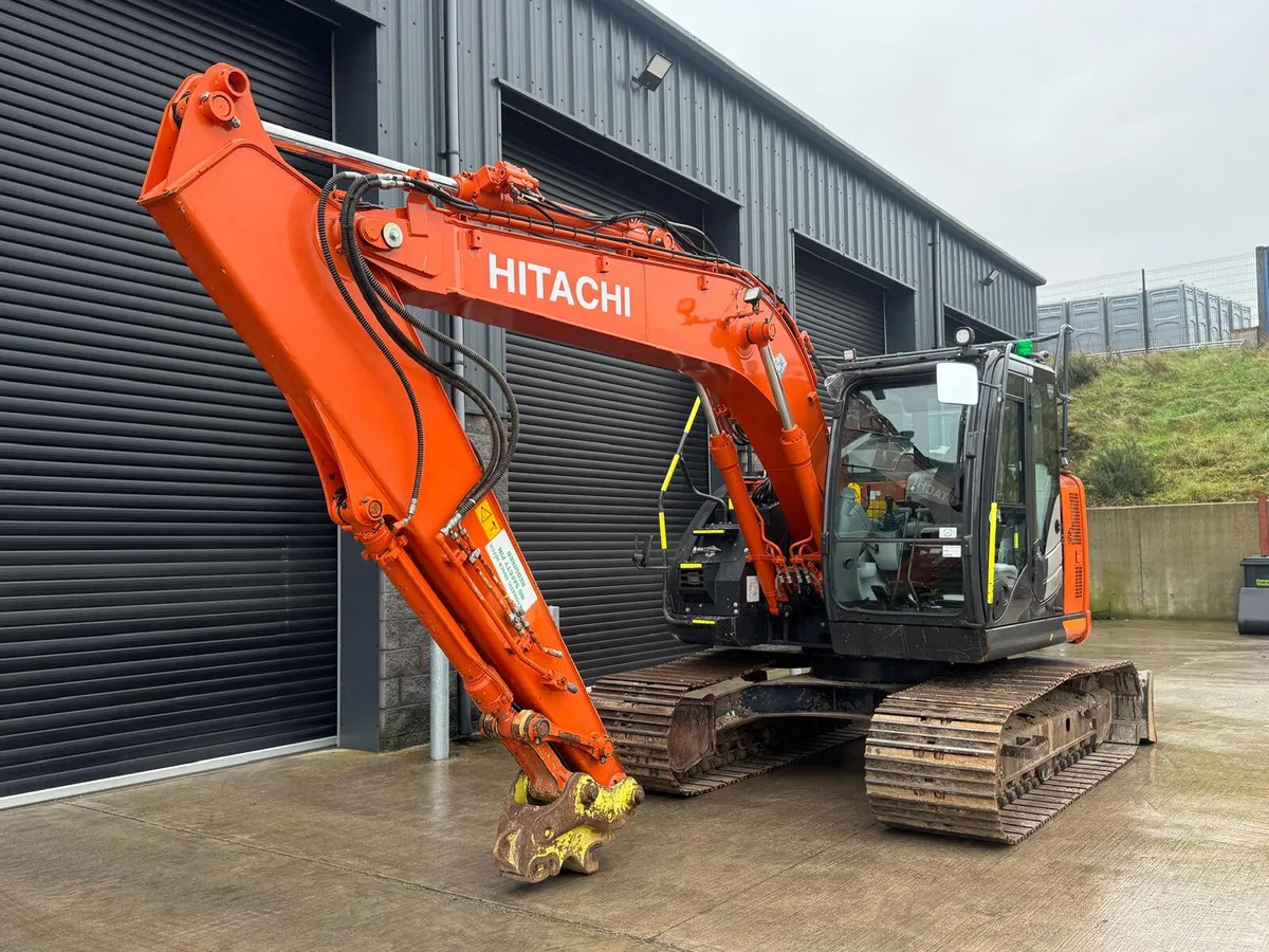 Hitachi 135 USBL-6 - Image 3