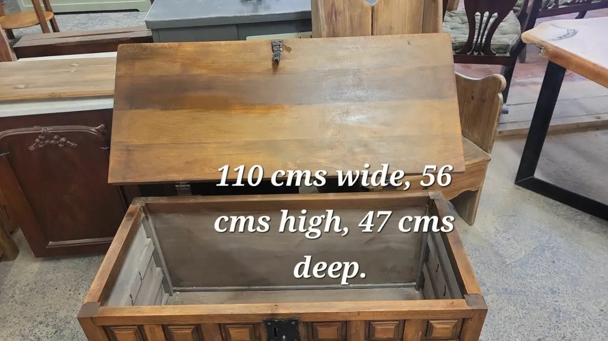 Large early 1900s oak trunk - Image 3