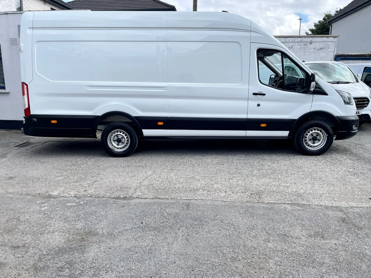 Ford Transit L4H3 350 Jumbo 2.0TDCO 130PS RWD,2023 - Image 3
